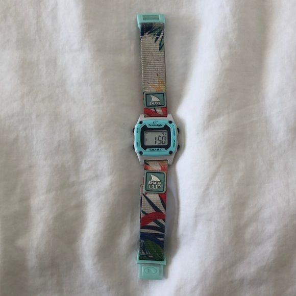 Jewelry - Shark Watch